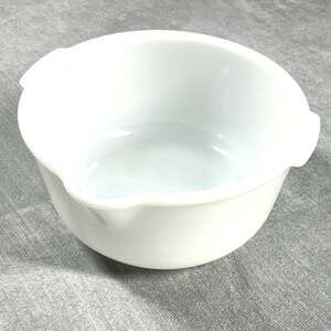 Vintage Glasbake Sunbeam Milk Glass Mixing Bowl 8.5"